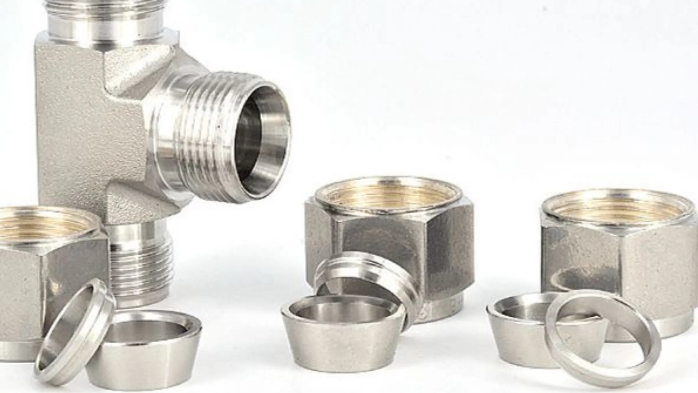 Morris double-ferrule tube fittings — tee body, nuts and ferrules